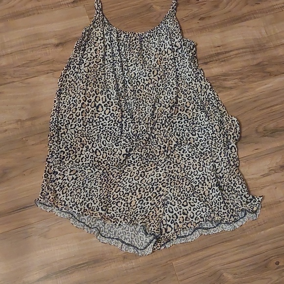 Joyspun Cheetah Print Pajama Set Top And Shorts Sz XL 16-18 - Picture 10 of 17